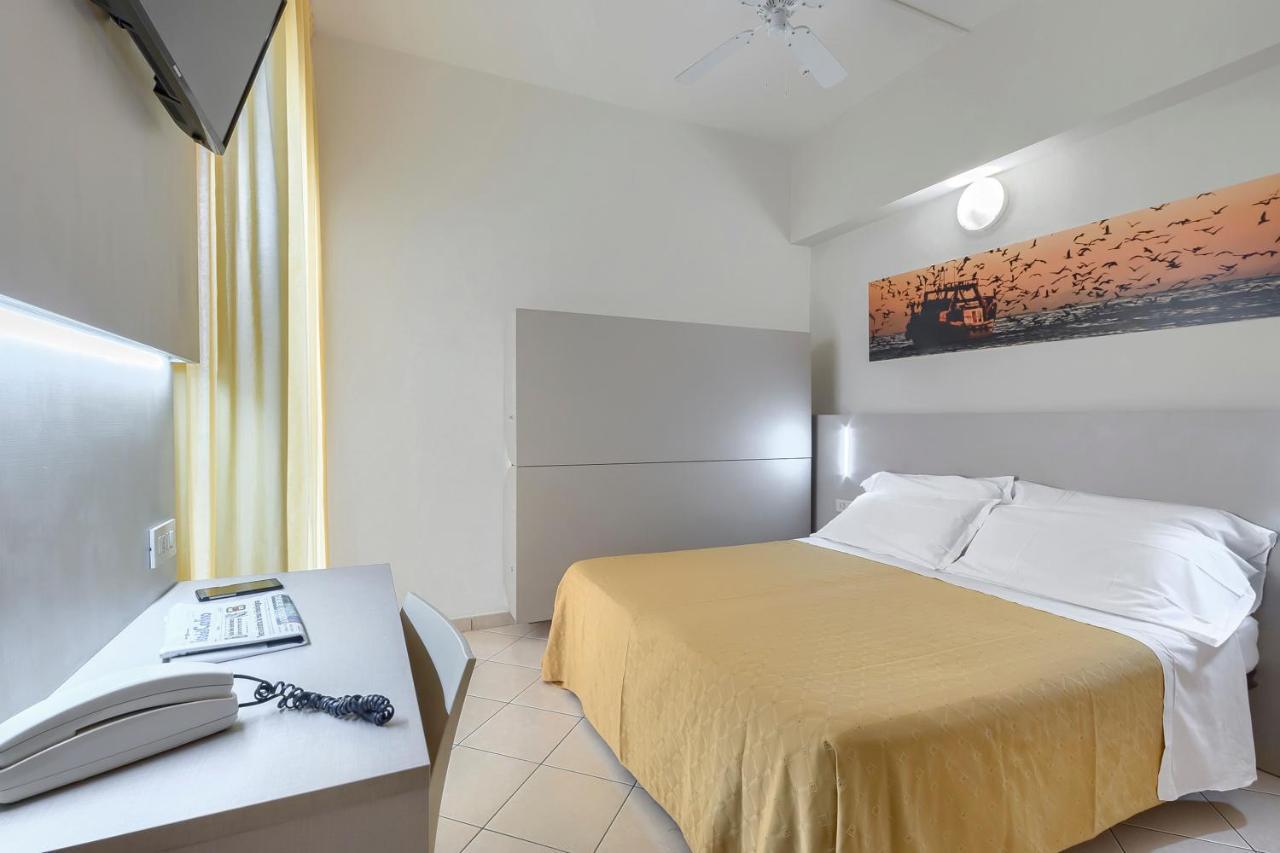 מיסאנו אדריאטיקו Savoia Hotel מראה חיצוני תמונה