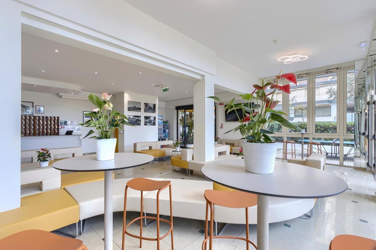 מיסאנו אדריאטיקו Savoia Hotel מראה חיצוני תמונה