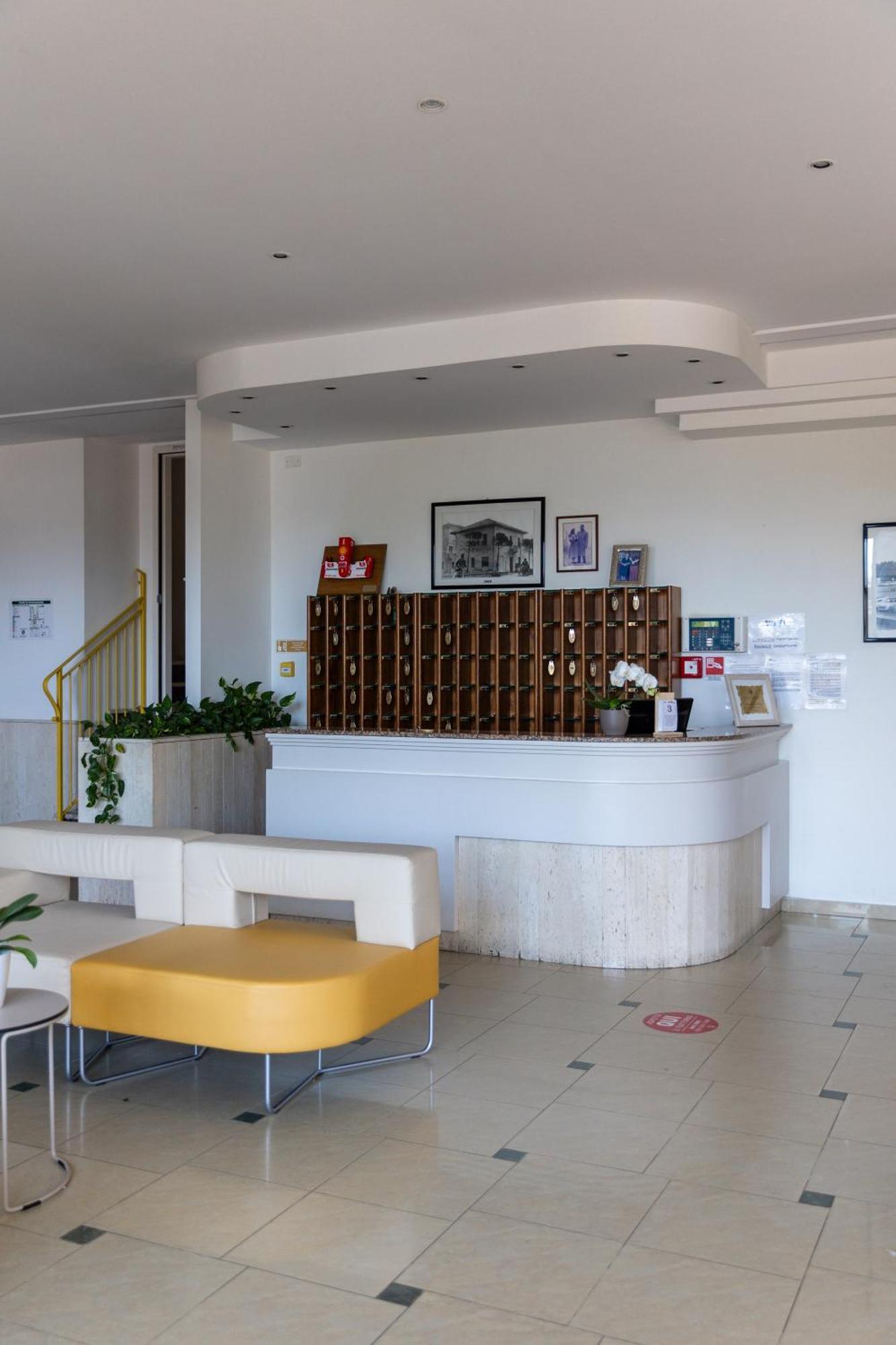 מיסאנו אדריאטיקו Savoia Hotel מראה חיצוני תמונה