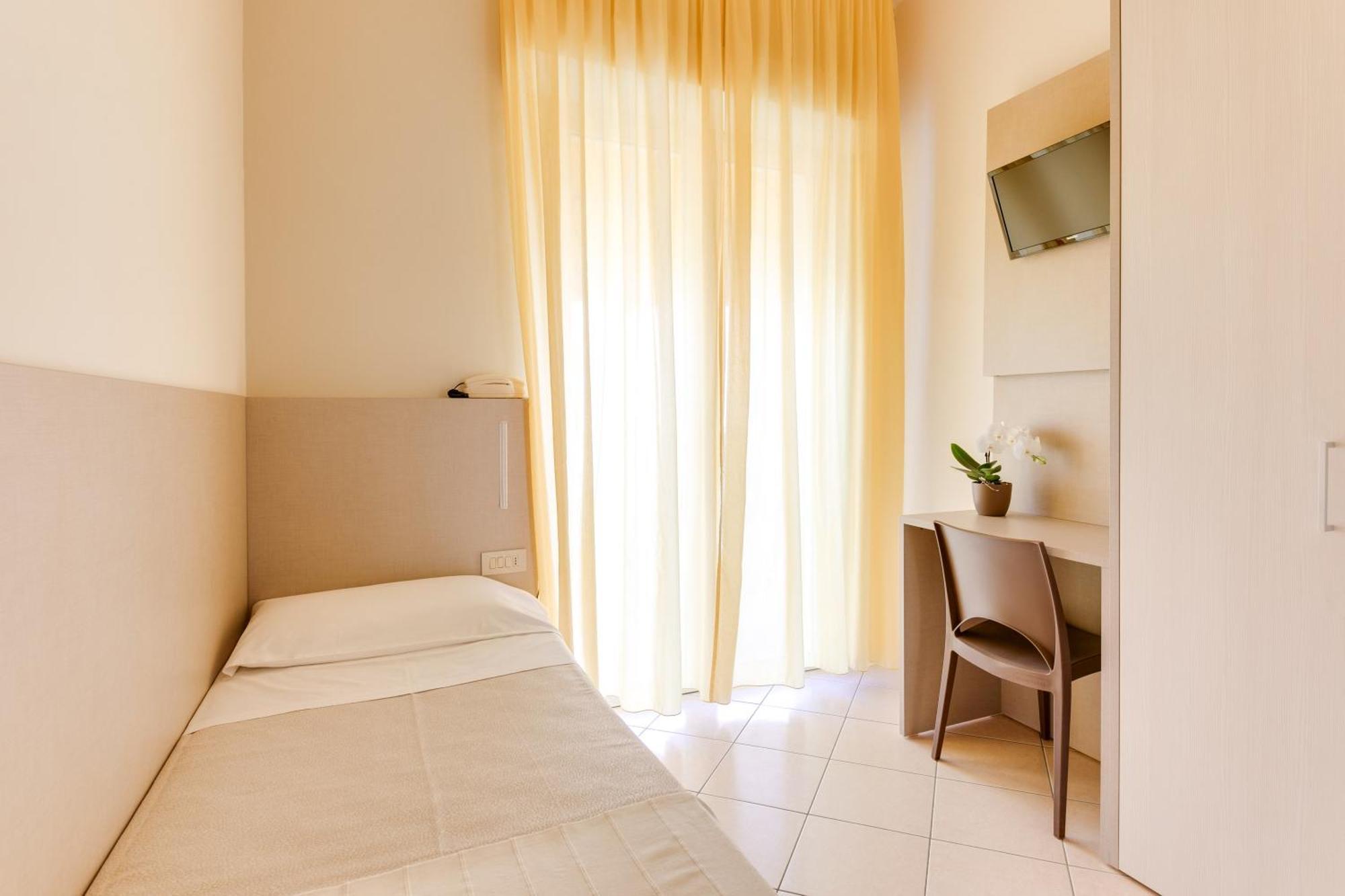 מיסאנו אדריאטיקו Savoia Hotel מראה חיצוני תמונה