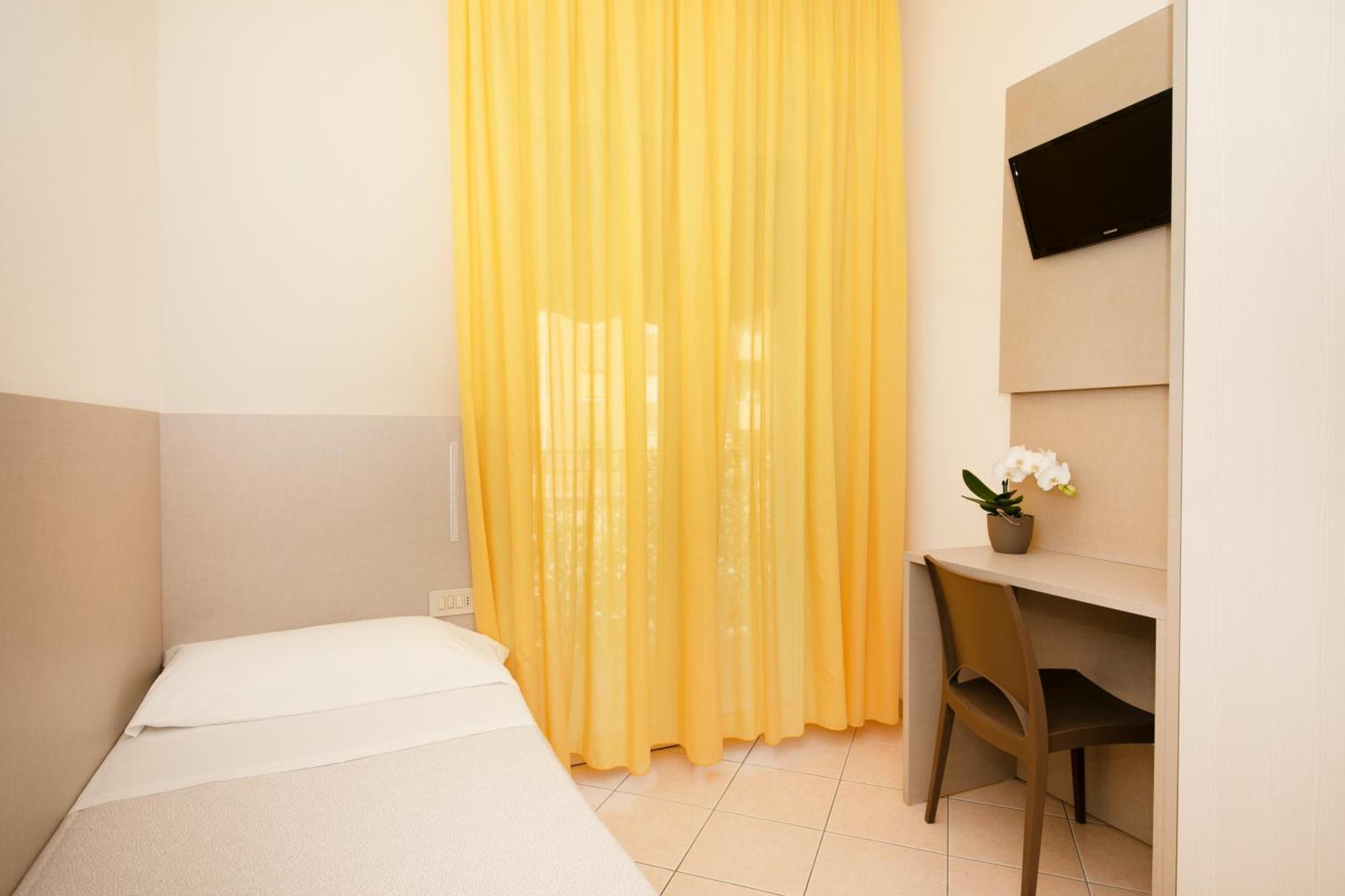 מיסאנו אדריאטיקו Savoia Hotel מראה חיצוני תמונה