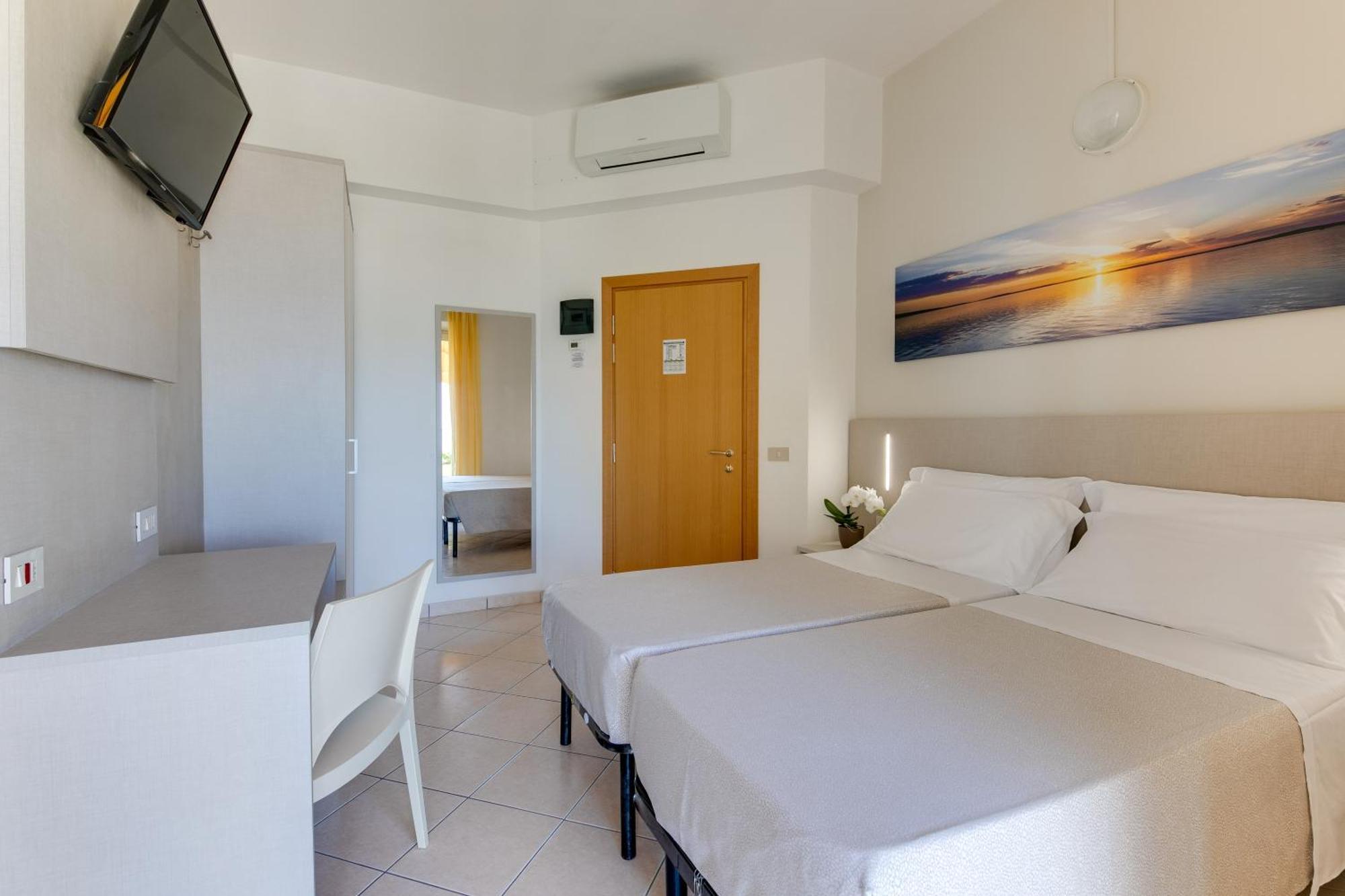 מיסאנו אדריאטיקו Savoia Hotel מראה חיצוני תמונה